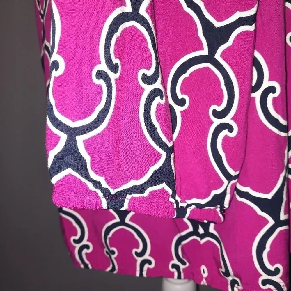 crown & ivy Pink and Blue Blouse - Picture 4 of 9